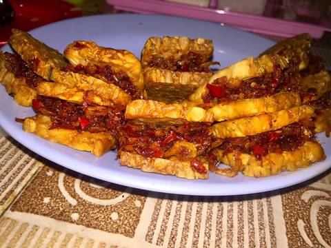 Tempe goreng isi rebon pedas recipe step 3 photo