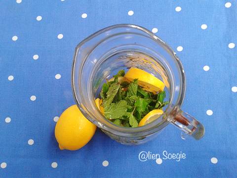 water timun lemon manfaat dan infused Resep  Soegie Cookpad Iien Water oleh  Lemon Infused