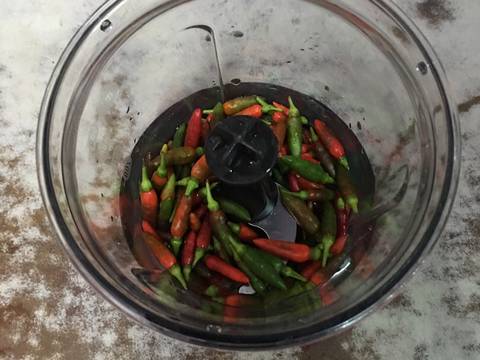 Ikan peda' tumis daun kemangi recipe step 2 photo