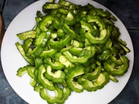Tumis Pare Terong Hijau Anti Pahit recipe step 1 photo