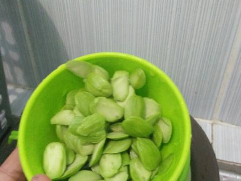 Cumi Asin Tauco Medan ðŸ˜ðŸ' recipe step 2 photo