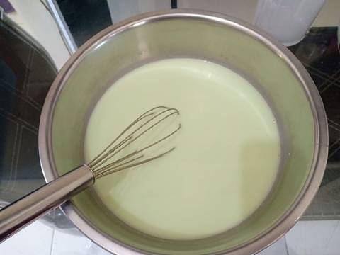 Kue Talam Tepung Beras Pandan recipe step 2 photo