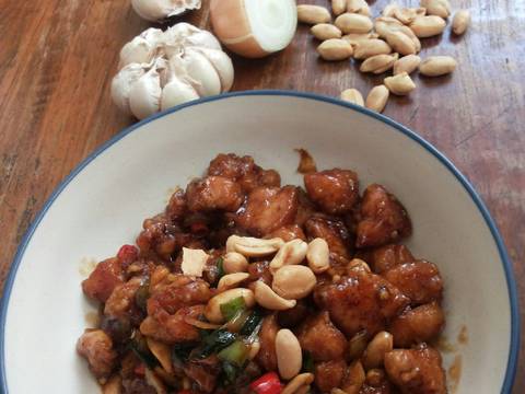 8. Kung Pao Chicken #RabuBaru
