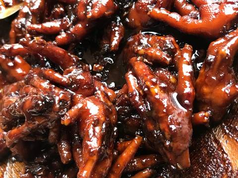 Ceker masak kecap pedas manis