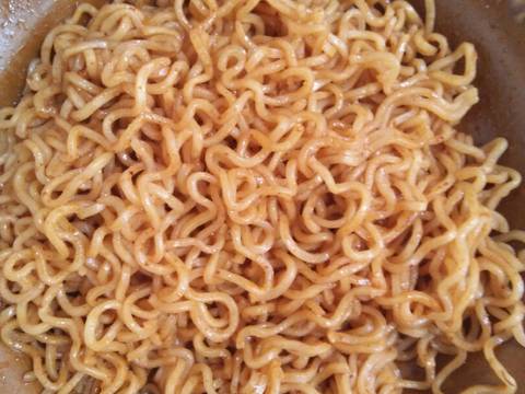 Martabak mie goreng Instan recipe step 1 photo