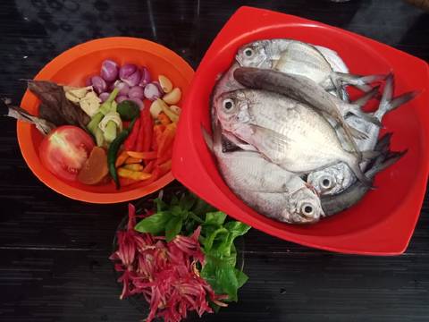 Brekecek Janda ikan Kartomo recipe step 1 photo