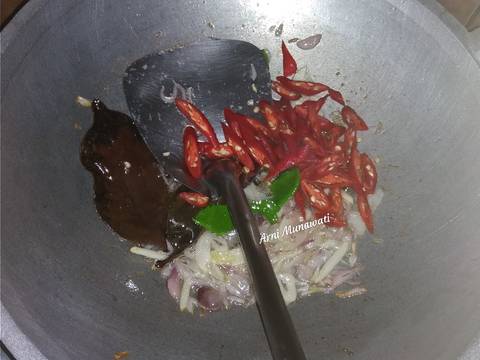 Sambal Goreng Kikil recipe step 5 photo