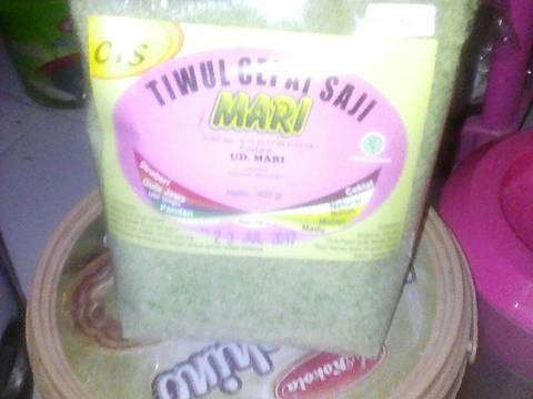 Tiwul rasa Pandan lebih Elegant..by:Erni Hartanti.Amdððð recipe step 1 photo