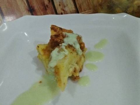 BreadPuding Apel Nougat Pandan dan saus pandan