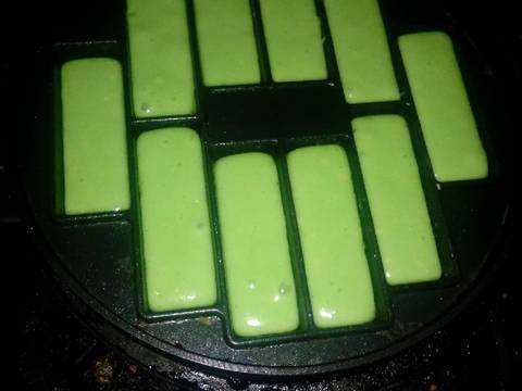 Pukis tape pandan recipe step 6 photo