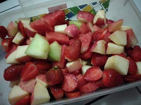 Salad buah praktis