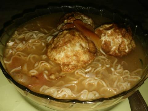 Seblak mie with bola telur recipe step 4 photo