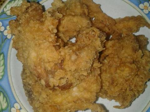 Resep Ayam goreng ala kfc oleh lita maya - Cookpad