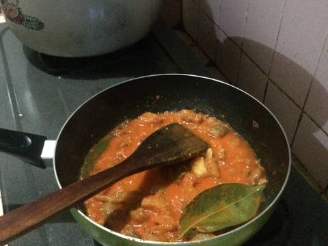 Sambel goreng krecek & kentang recipe step 4 photo