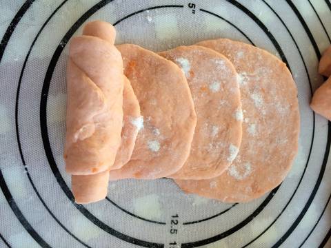 Pao Mawar Ubi | Sweet Potato Rose Bun recipe step 13 photo
