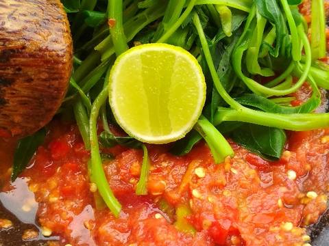 Plecing kangkung sambel jeruk nipis recipe step 5 photo