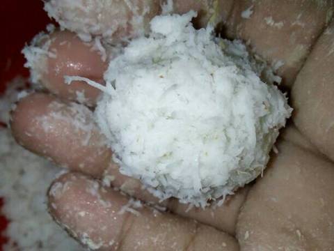 Klepon ubi tanpa isi recipe step 8 photo