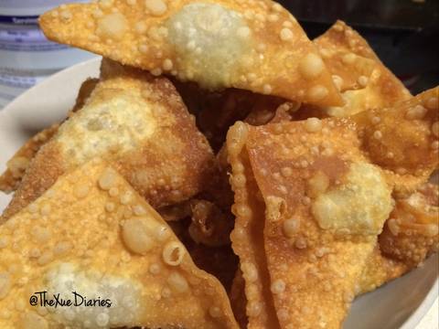 Resep Pangsit Goreng oleh TheXueDiaries - Cookpad