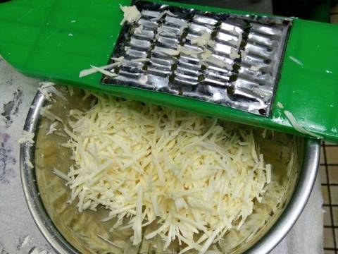 Sawut singkong kuning recipe step 1 photo