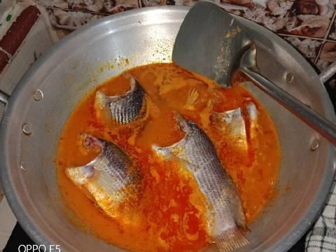Ikan sepat ungkep recipe step 2 photo