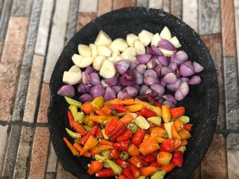 Sambel goreng pindang gerih recipe step 2 photo