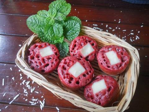 Kue Cubit Merdeka (Red Velvet-Keju) recipe step 4 photo