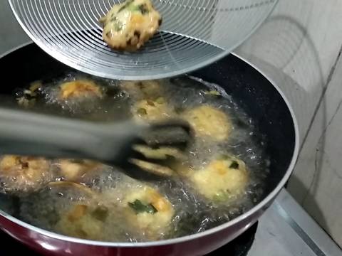 Perkedel tahu isi recipe step 8 photo