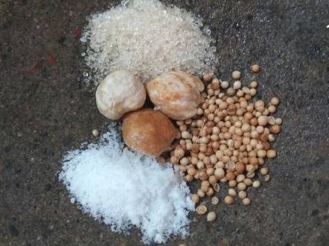 Bothok Ayam Kelapa recipe step 2 photo