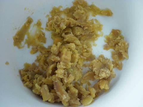 Roti kukus ubi kuning bentuk mawar alias pao/bakpao recipe step 2 photo