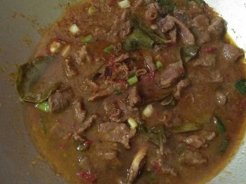 Daging sapi masak krecek recipe step 5 photo