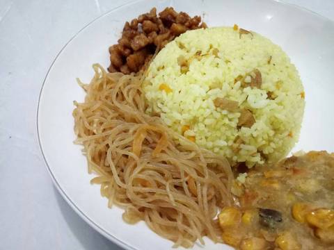 Resep Nasi goreng bumbu kuning oleh Andina Puspita Cookpad