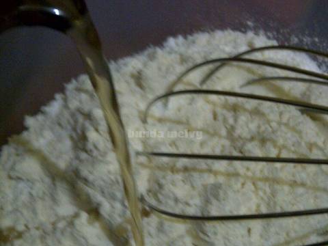 Kue Cucur Pandan Gula Pasir (No Mixer) recipe step 2 photo