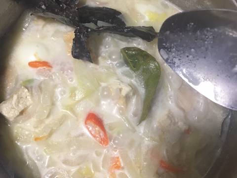 Lodeh pepaya muda, telur,tahu dan petai recipe step 3 photo