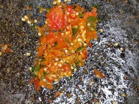 Tumis Bunga Pepaya Cakalang recipe step 5 photo
