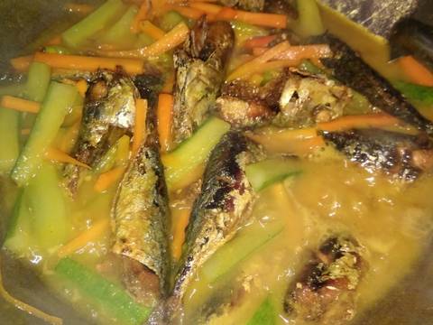 Acar Kuning Ikan Salam #BikinRamadanBerkesan recipe step 7 photo