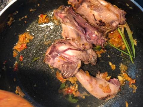 Ayam Lodho Tulungagung recipe step 2 photo