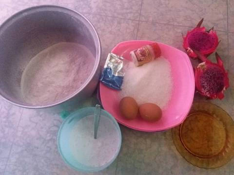 Pukis Mocaf Buah Naga recipe step 1 photo