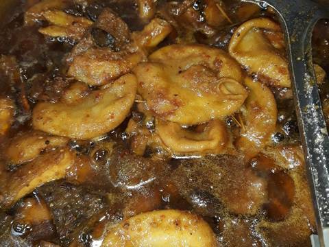 Krawu Daging dan Jeroan ala Nona Kentir recipe step 4 photo