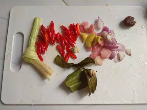 Semur Ayam Wortel Saos Itali recipe step 3 photo