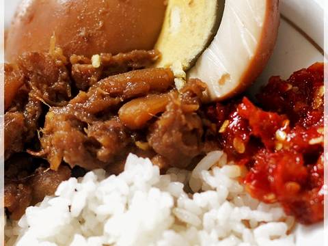 Resep Gudeg Nangka Simpel no Daun Jati enakkk oleh Tintin 