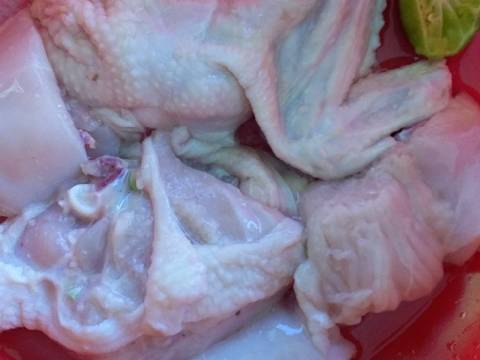 Ayam suwir telor punyuh
