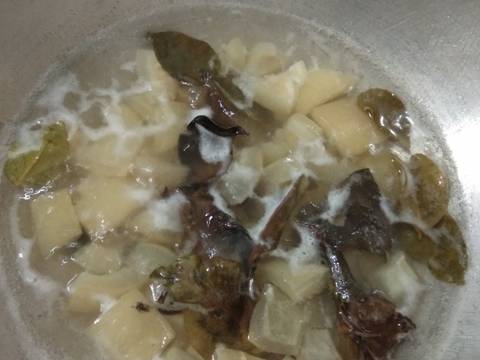 Krengsengan krecek recipe step 1 photo
