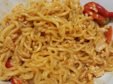 Resep Mie Goreng Tek Tek (Indomie Goreng Nyemek) #Juli25 ></div></div>