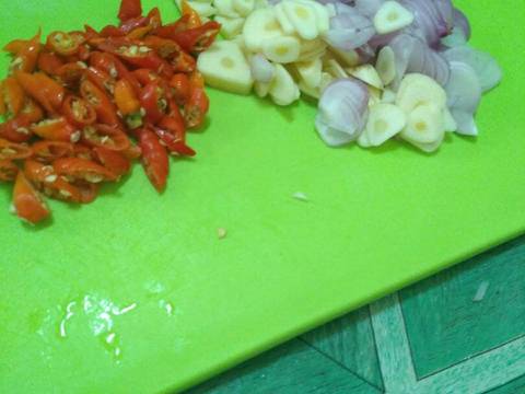 Tumis Kembang Kates Hati dan Ampela recipe step 3 photo
