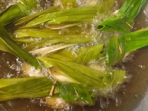 Pandan Kantong Bertelur recipe step 4 photo