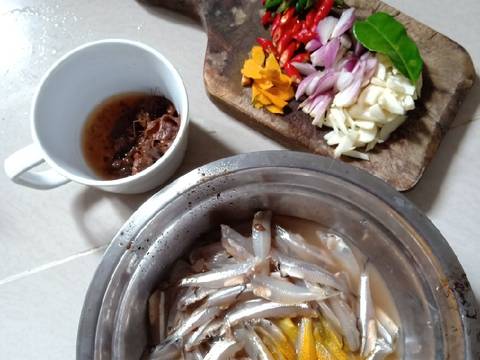 Teri basah kuah asam (pallumara mairo #makassar sul-sel) recipe step 1 photo