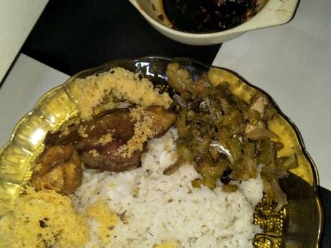 Nasi uduk ayam kremes oseng pare recipe step 4 photo