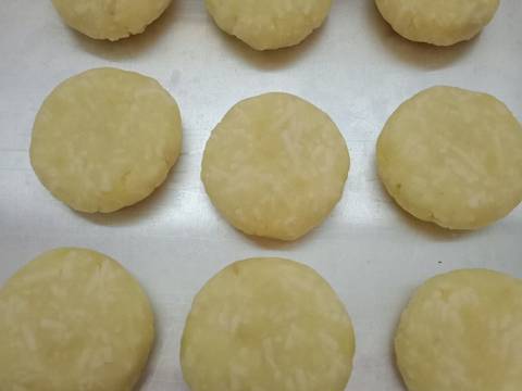 Perkedel kentang keju recipe step 3 photo