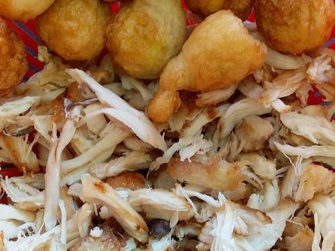 Ayam suwir telor punyuh
