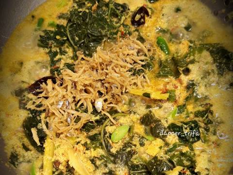 Daun Singkong Teri ala Buntil recipe step 5 photo